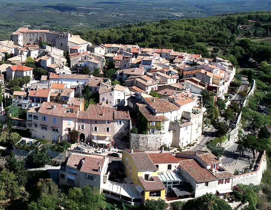 A L'ombre Des Pins Du Castellet Le Castellet (Var)